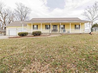4041 Vinegar Hill Rd, Bedford, IN 47421