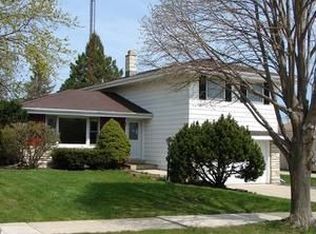 4450 68th St, Kenosha, WI 53142