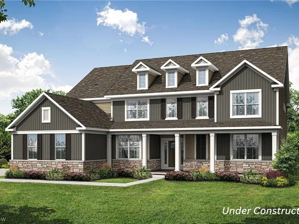 7569 John Arthur Ln, Sharon Township, OH 44281