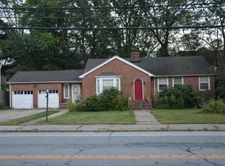 846 Oaklawn Ave, Cranston, RI 02920