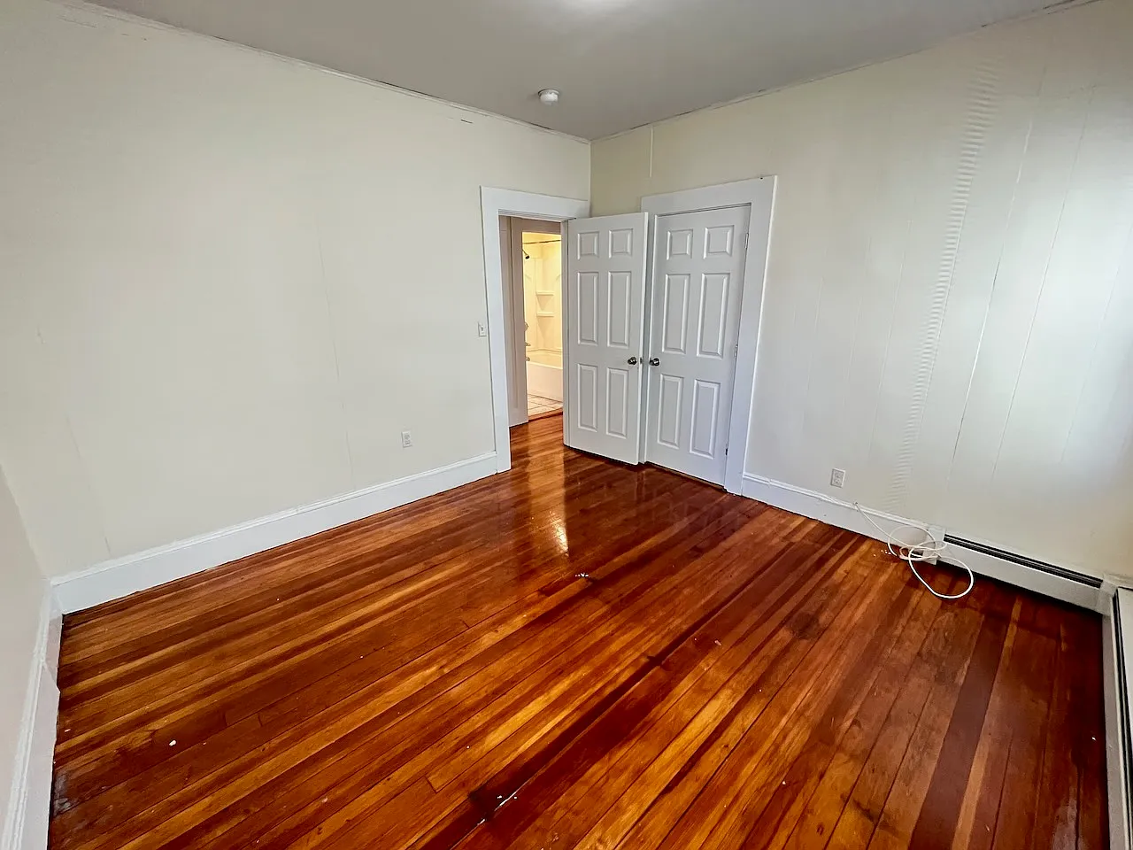 4 bed, 1500 sqft, $2,800 — Photo 4