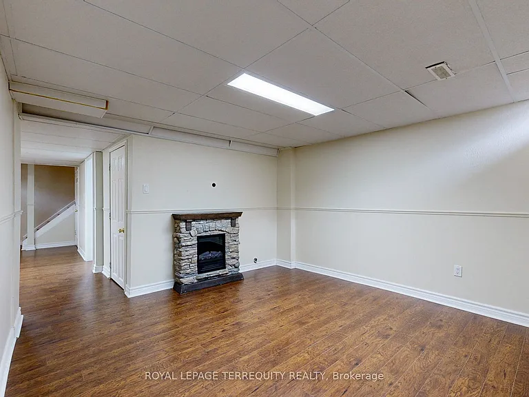 3647 Partition Rd — Photo 33