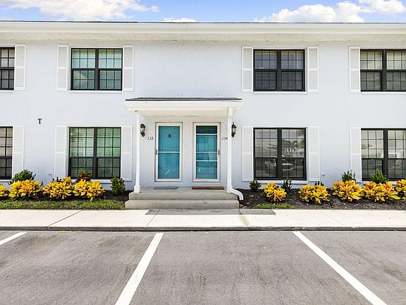 4th image of 134 Leland Way #T-5