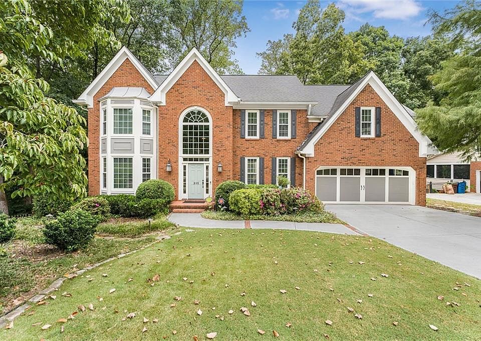 1st image of 625 Varina Way