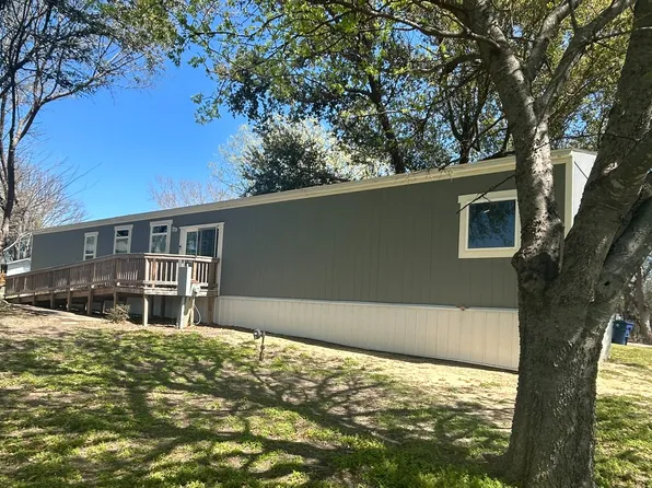 2900 S Interstate Highway 35 E Trailer 5, Waxahachie, TX 75165