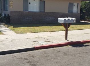 208 N Orange Ave, Rialto, CA 92376