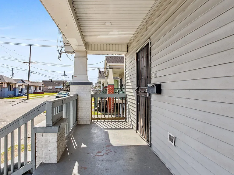 1426 Alvar St — Photo 7