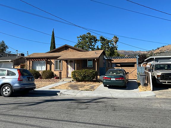 2nd image of 192 Sunnyslope Ave