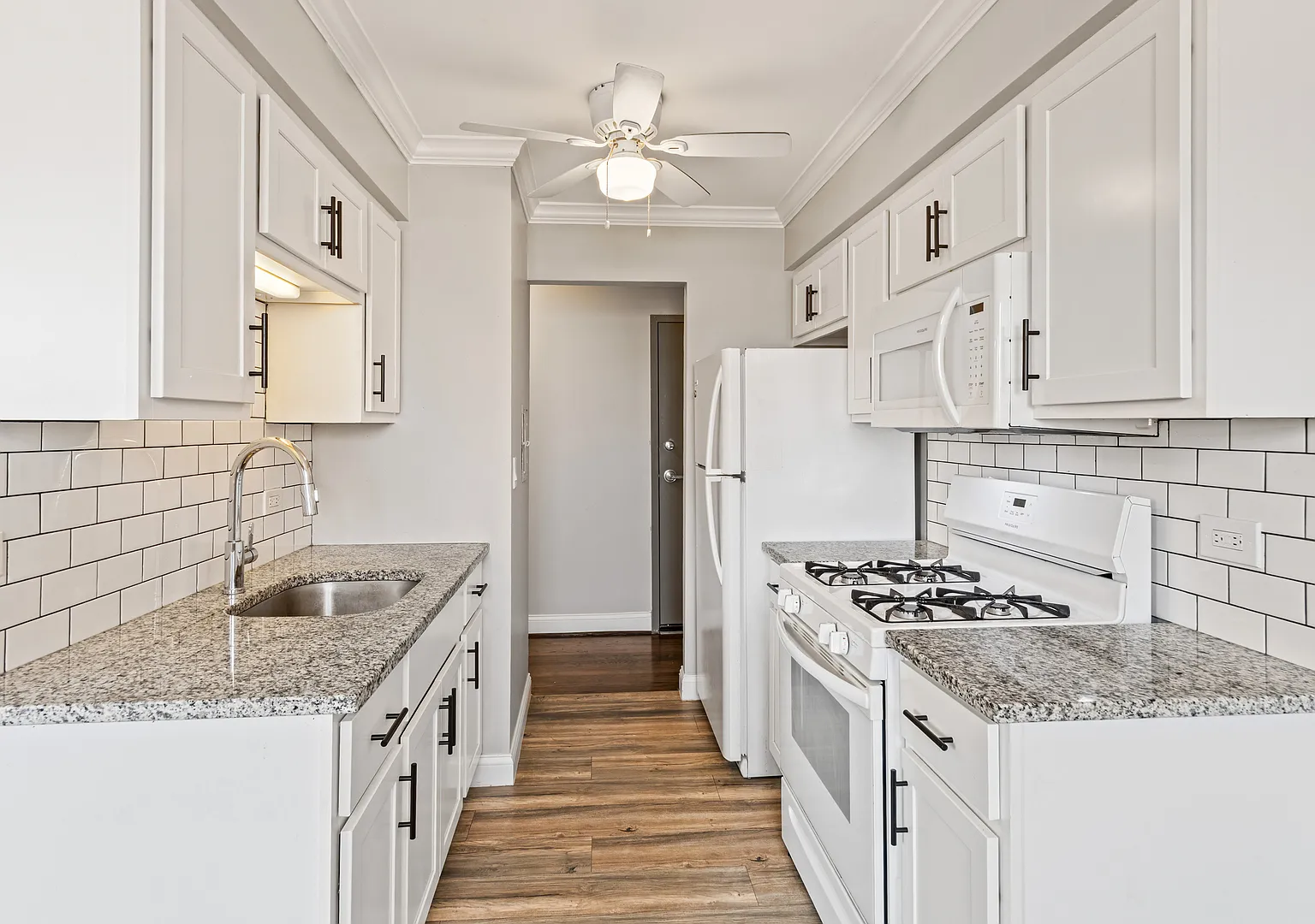 1 bed, $1,600 — Photo 3