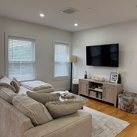 34 Park St #4 — Photo 11