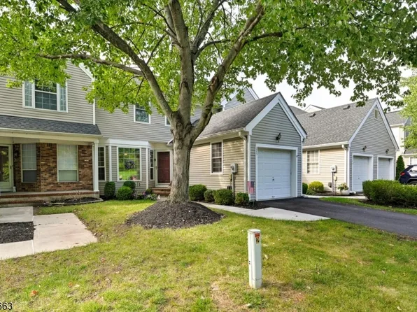 275 Morning Glory Ct, Readington Twp., NJ 08889