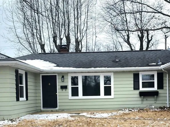 1302 Opdyke St, Chester, IL 62233