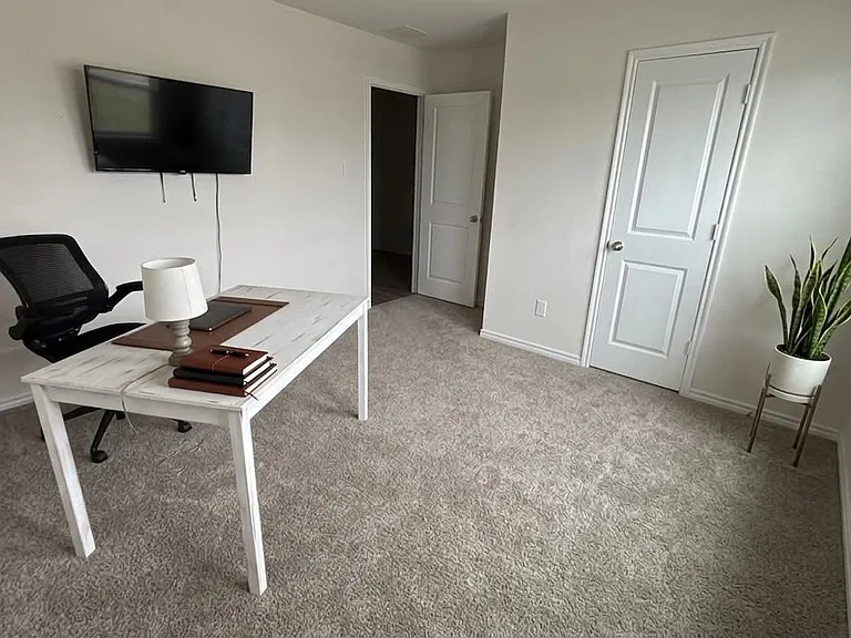 2310 Hydrangea Dr — Photo 6