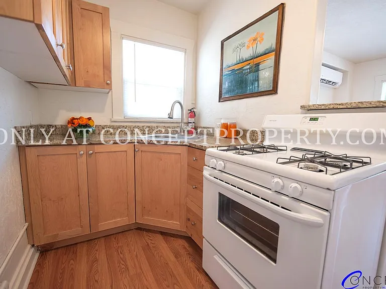 East Cliff — Photo 55