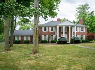 35 Knollwood Ln, Buffalo, NY 14221