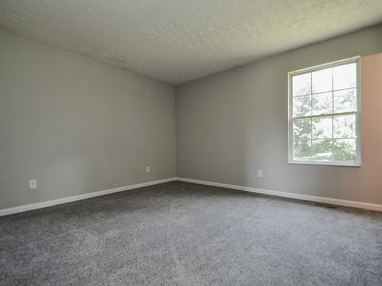 2691 Mary Jane Ct — Photo 14