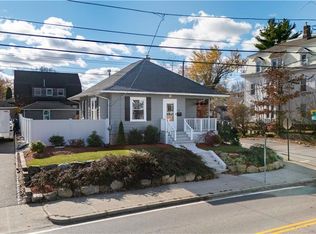 14 Park Ave, Cranston, RI 02905