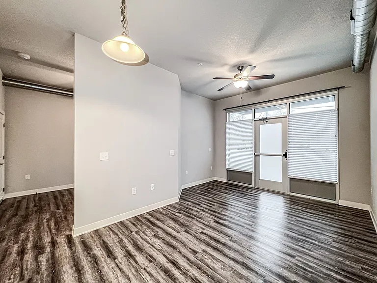 Uptown Lofts — Photo 12