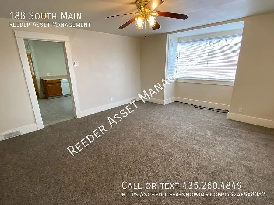 Charming Single-Level Home in Downtown Smithfield! — Photo 4