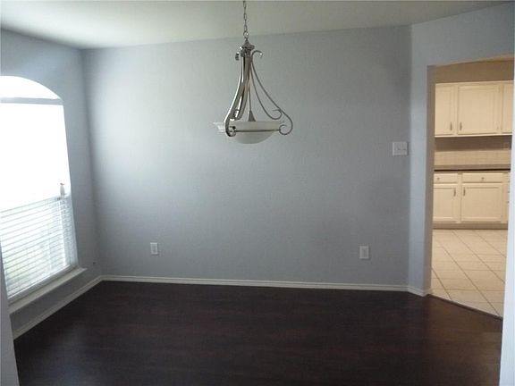 4th image of 8504 Prairie Rose Ln