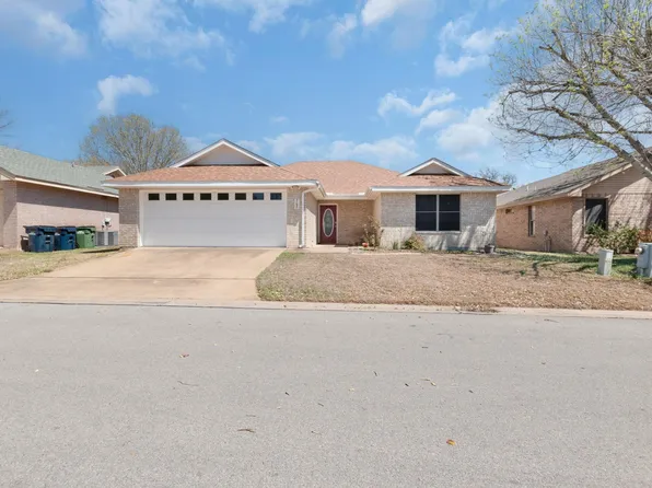 703 Beachwood, Burnet, TX 78611-6137