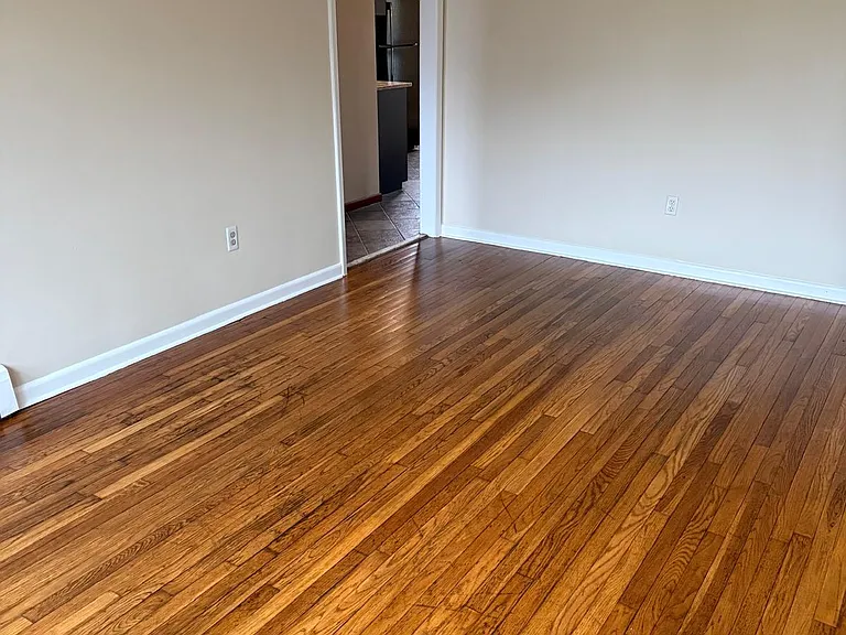 10 Dresser St #2 — Photo 9
