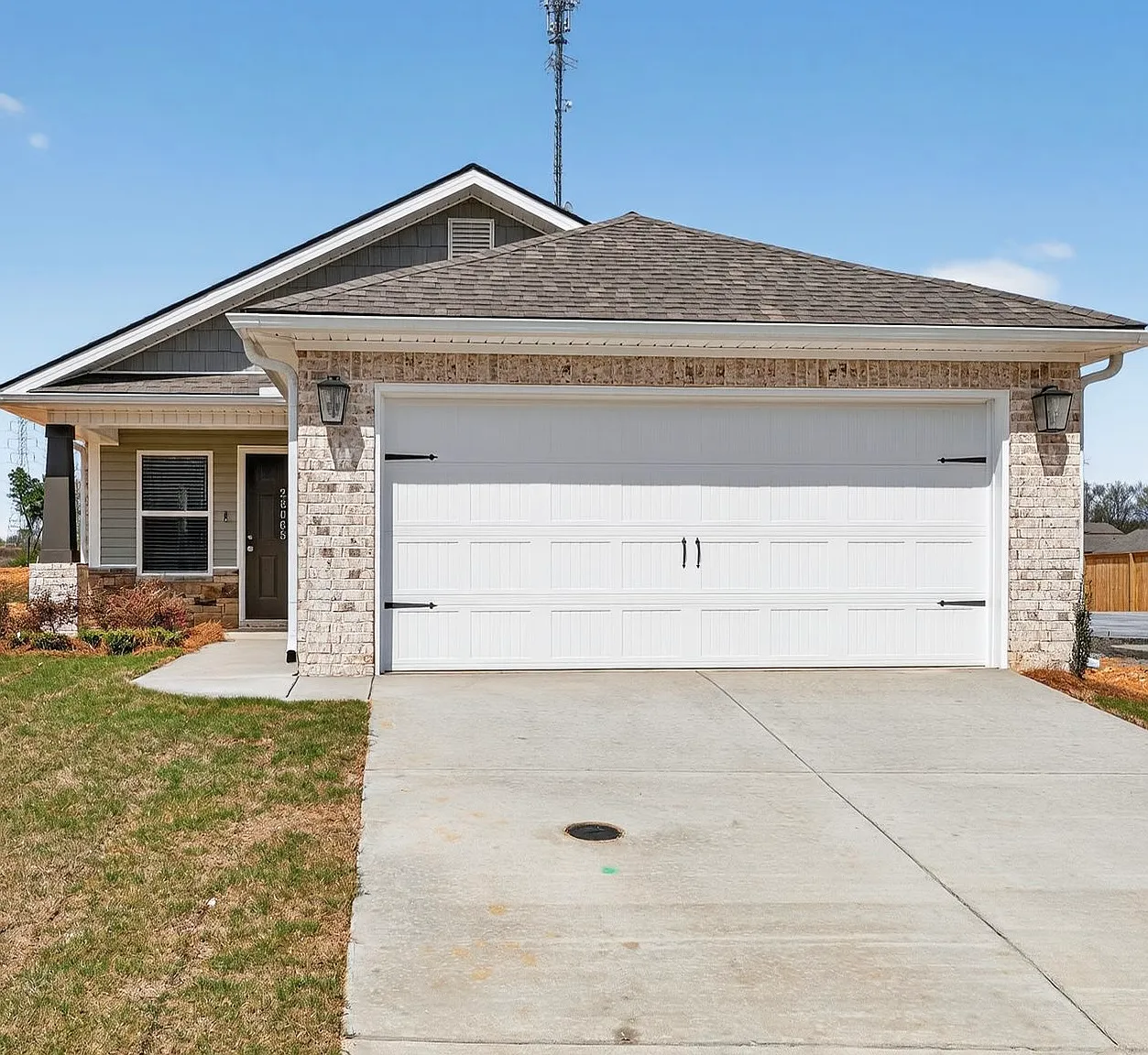 3 bed, 1402 sqft, $1,795 — Photo 1