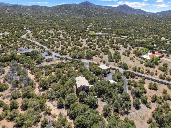 3 Star Vista Rd, Santa Fe, NM 87505