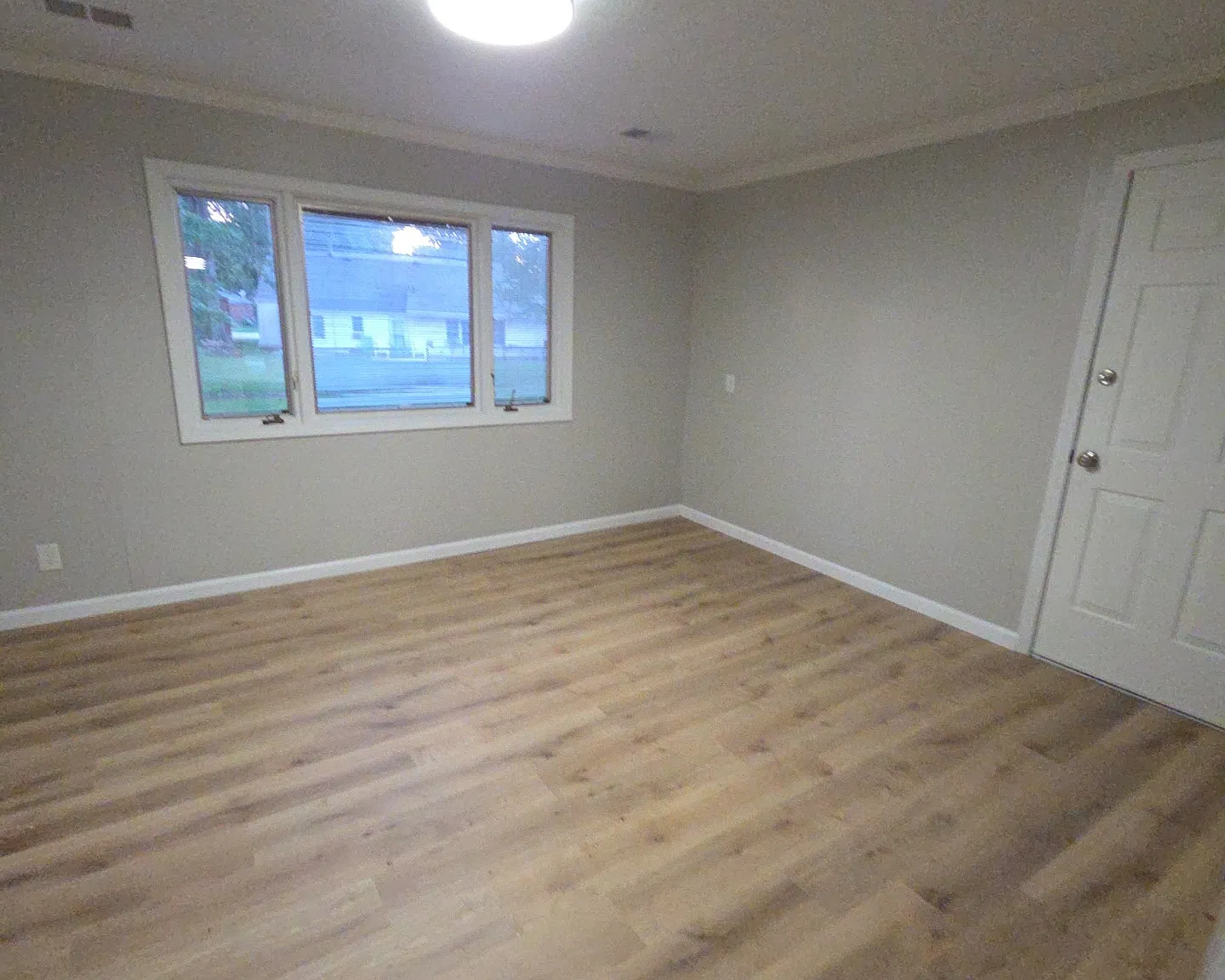 4 bed, 1739 sqft, $1,940 — Photo 4