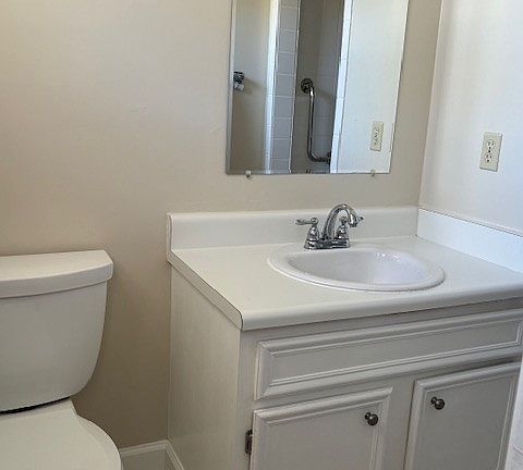 4th image of 203 Maple Way