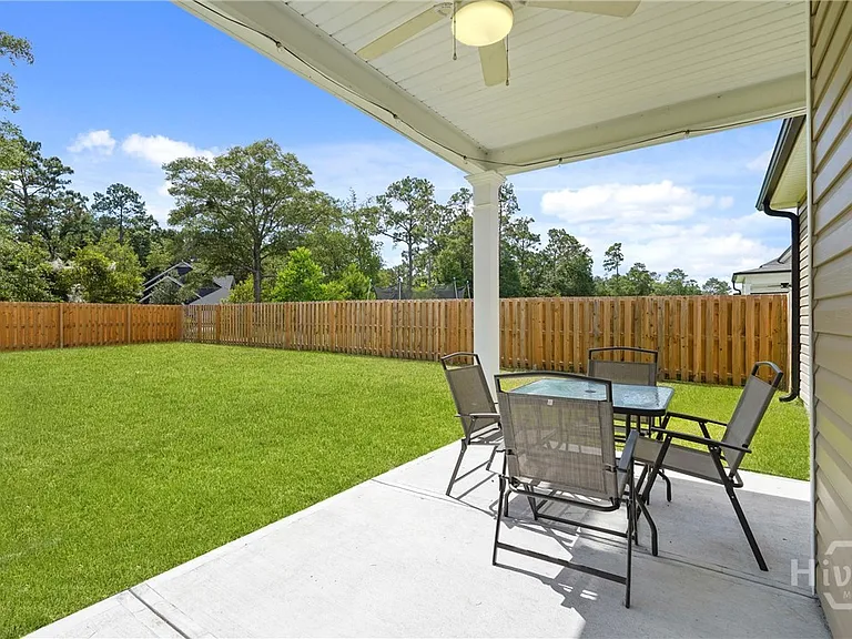 138 Sams Dr — Photo 26