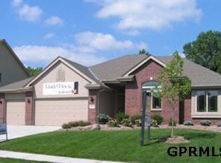 17008 S Emiline, Omaha, NE 68136