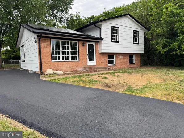 5 Jaybee Ct, Fredericksburg, VA 22401