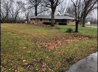 6206 E Bluff Acres Dr, Greenwood, IN