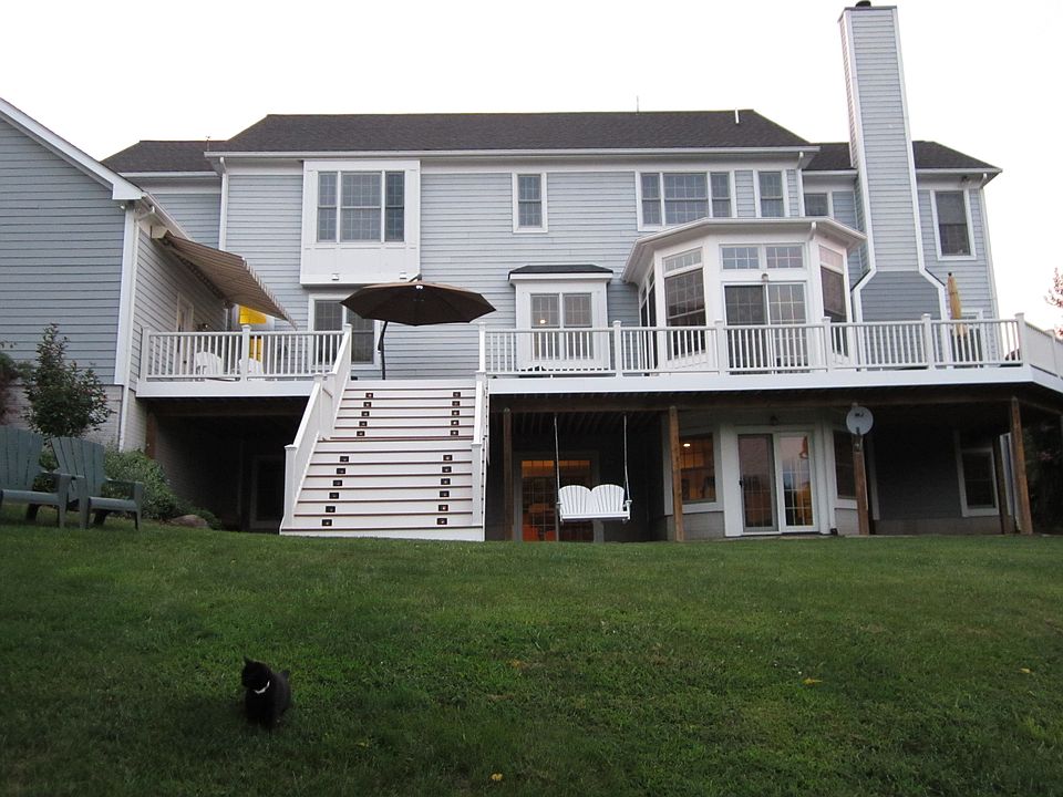 1st image of 18210 Turnberry Dr