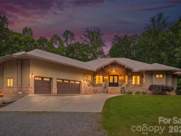 9860 Harvest Ln, Davidson, NC 28036