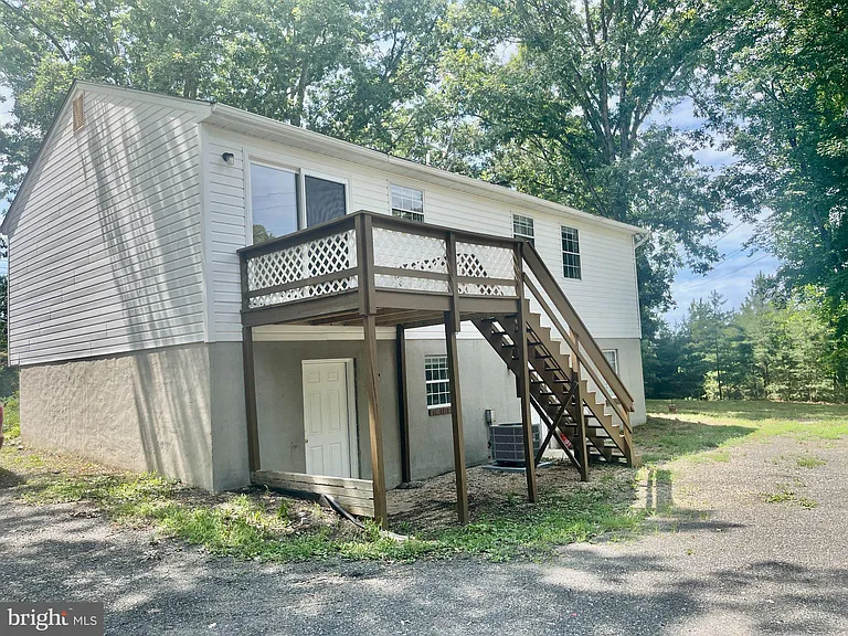 380 Sollers Wharf Rd — Photo 25