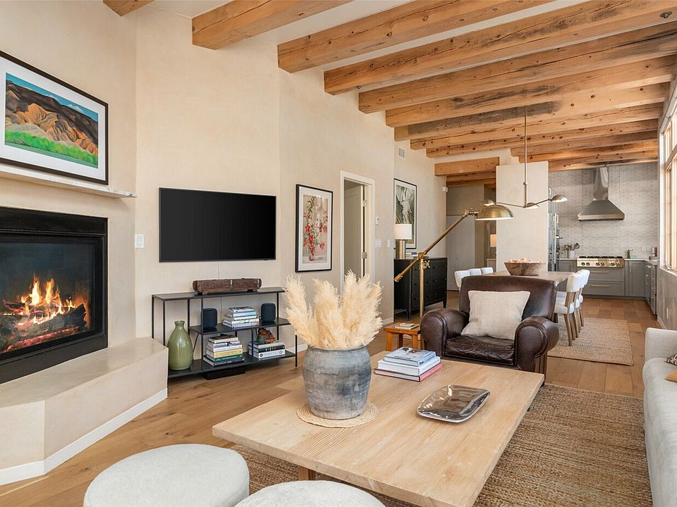 1st image of 11 Montoya Cir
