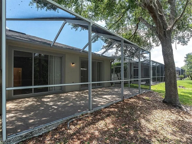 3312 Chapel Creek Cir — Photo 35