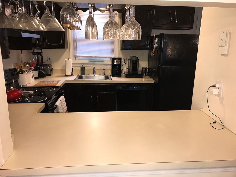 1st image of 248 Camp St APT G2
