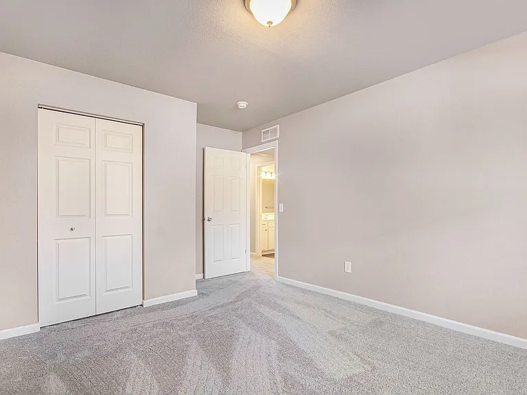 5233 Bittersweet Dr — Photo 44