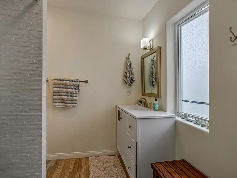 217 Hillcrest Dr #1 — Photo 9