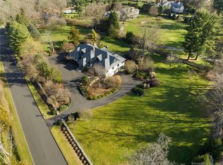 19 Four Winds Ln, New Canaan, CT 06840