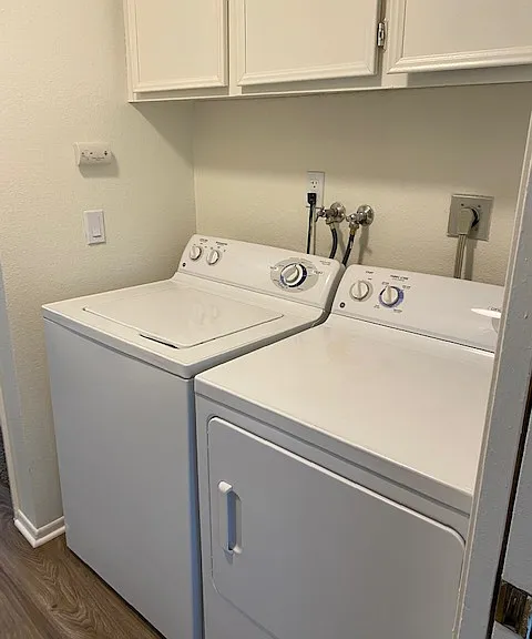 Wysteria Apartments — Photo 13