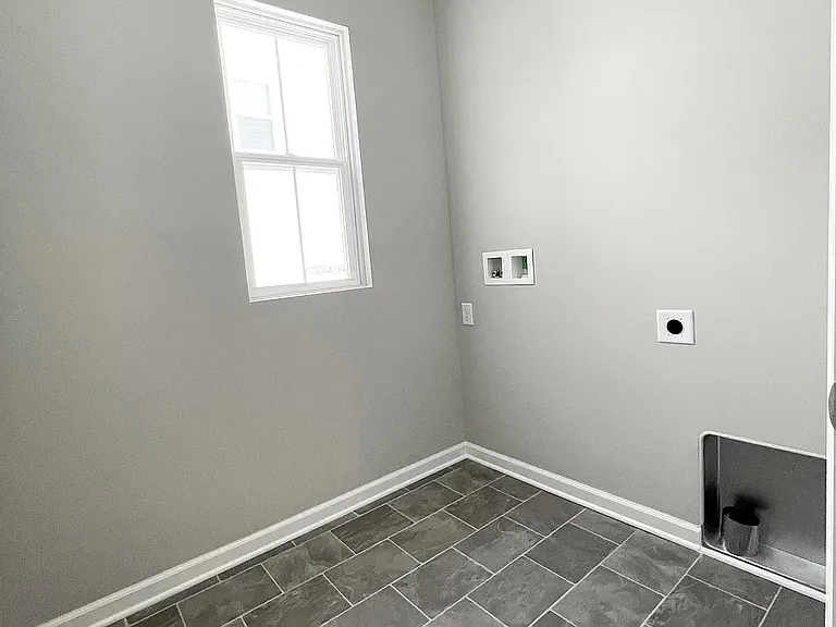 9083 Hawk Hill Way — Photo 18