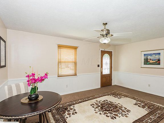 5th image of 827 Eddystone Ave