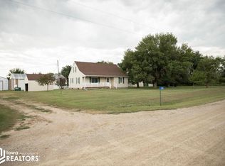 1315 Union Ave, Klemme, IA 50449