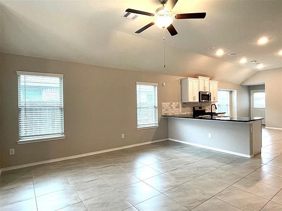 3rd image of 25915 Rosin Lake Ln