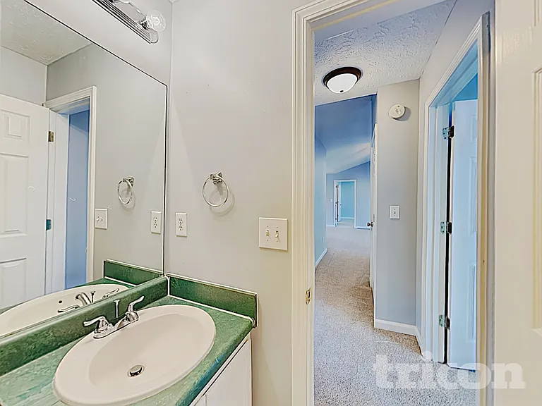 87 Princeton Dr — Photo 8