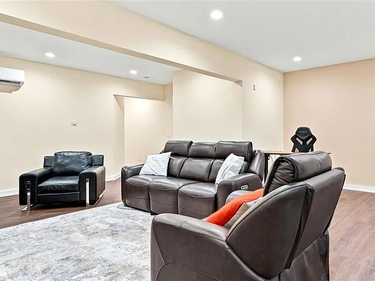826 Canterbury Overlook NE — Photo 19